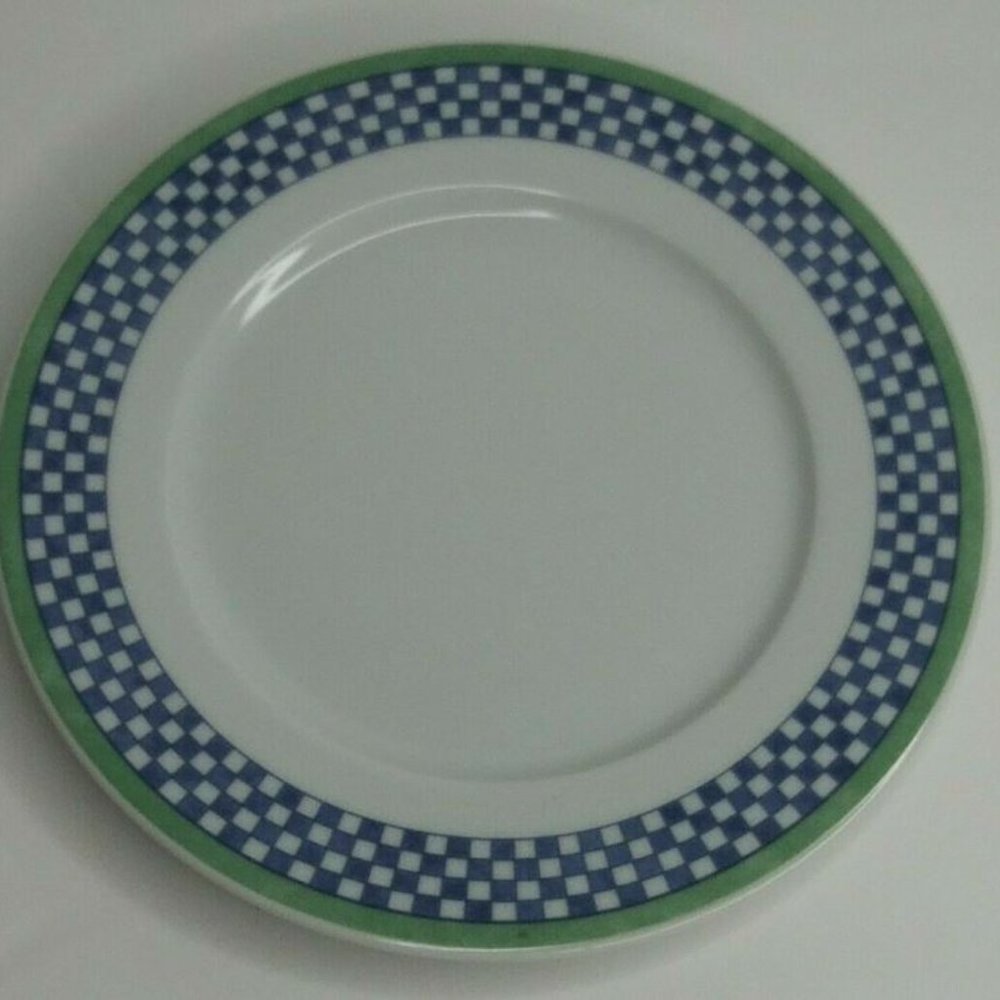 NEW set of 2 VILLEROY AND BOCH SWITCH 3 CASTELL Checkered BREAD PLATES 6 3/4”